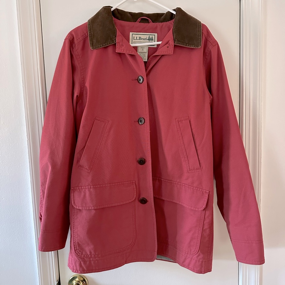 Vintage LL BEAN red jacket with corduroy collar and cuffs Women’s medium